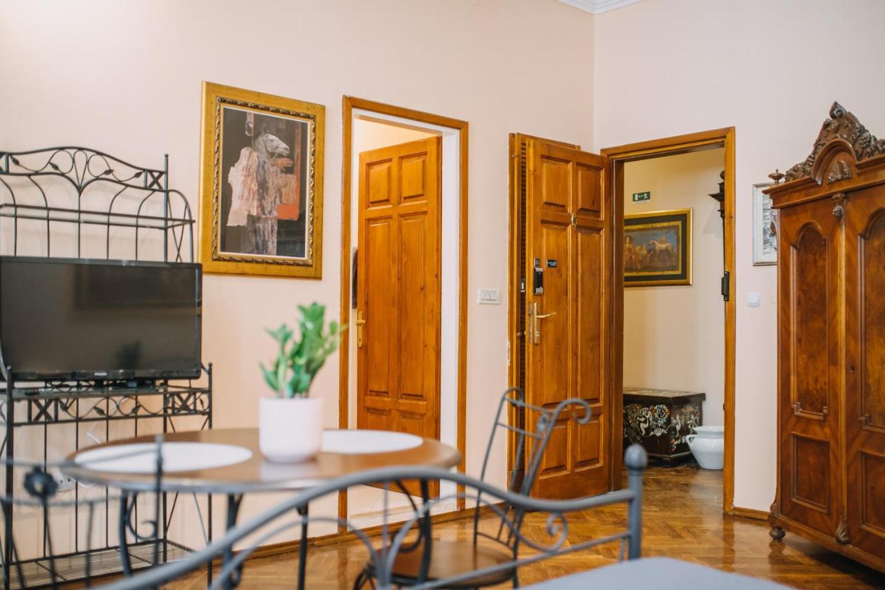 Amorette Apartments By Duhomes Ragusa Esterno foto